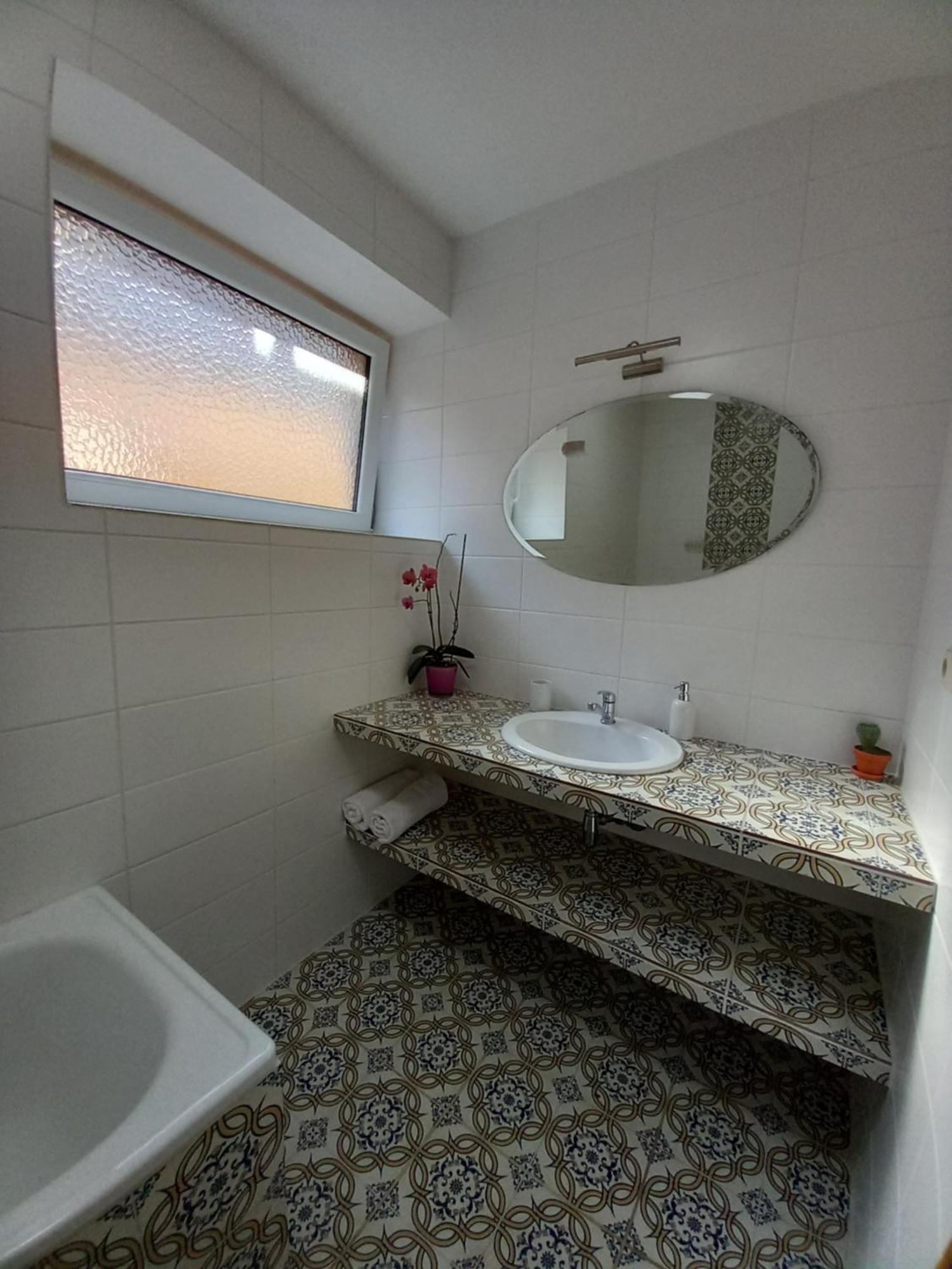 Spi V Kuklenach 1 Appartement Hradec Králové Buitenkant foto